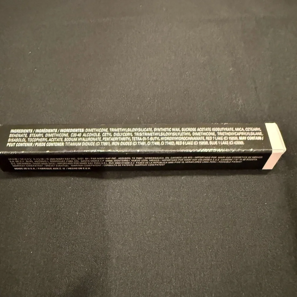 Mary Kay Waterproof Lip Liner Berry New in Box
